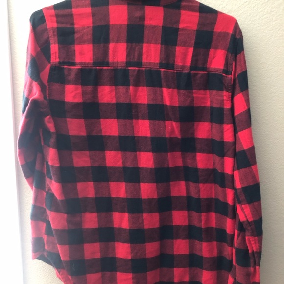 Shirts - Picture 2 of 7